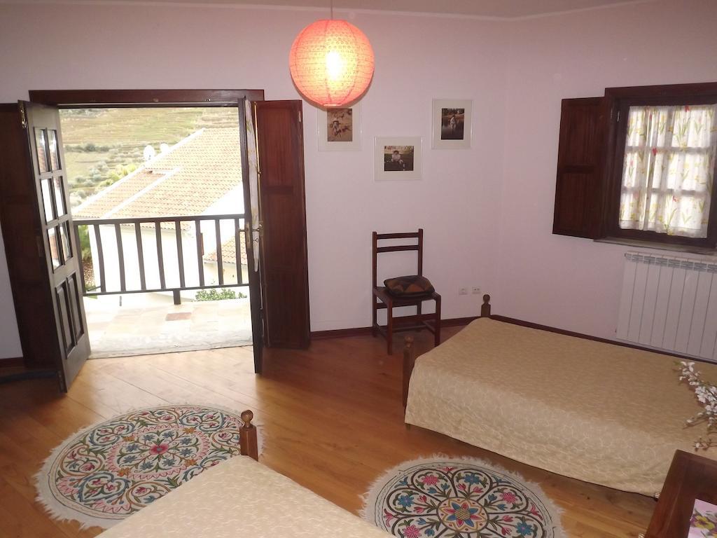 Вилла Casa Oliveiras Do Douro Sobreira Номер фото